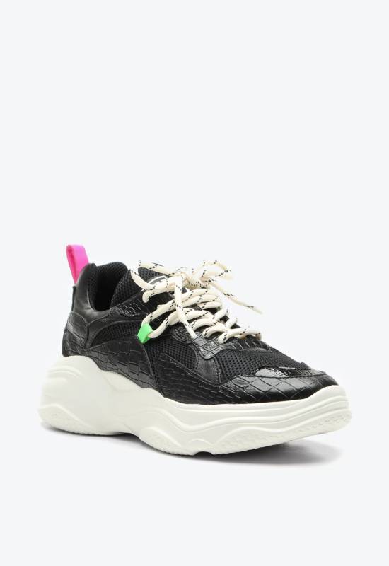 Tenis Snicker Preto Puxador Pink